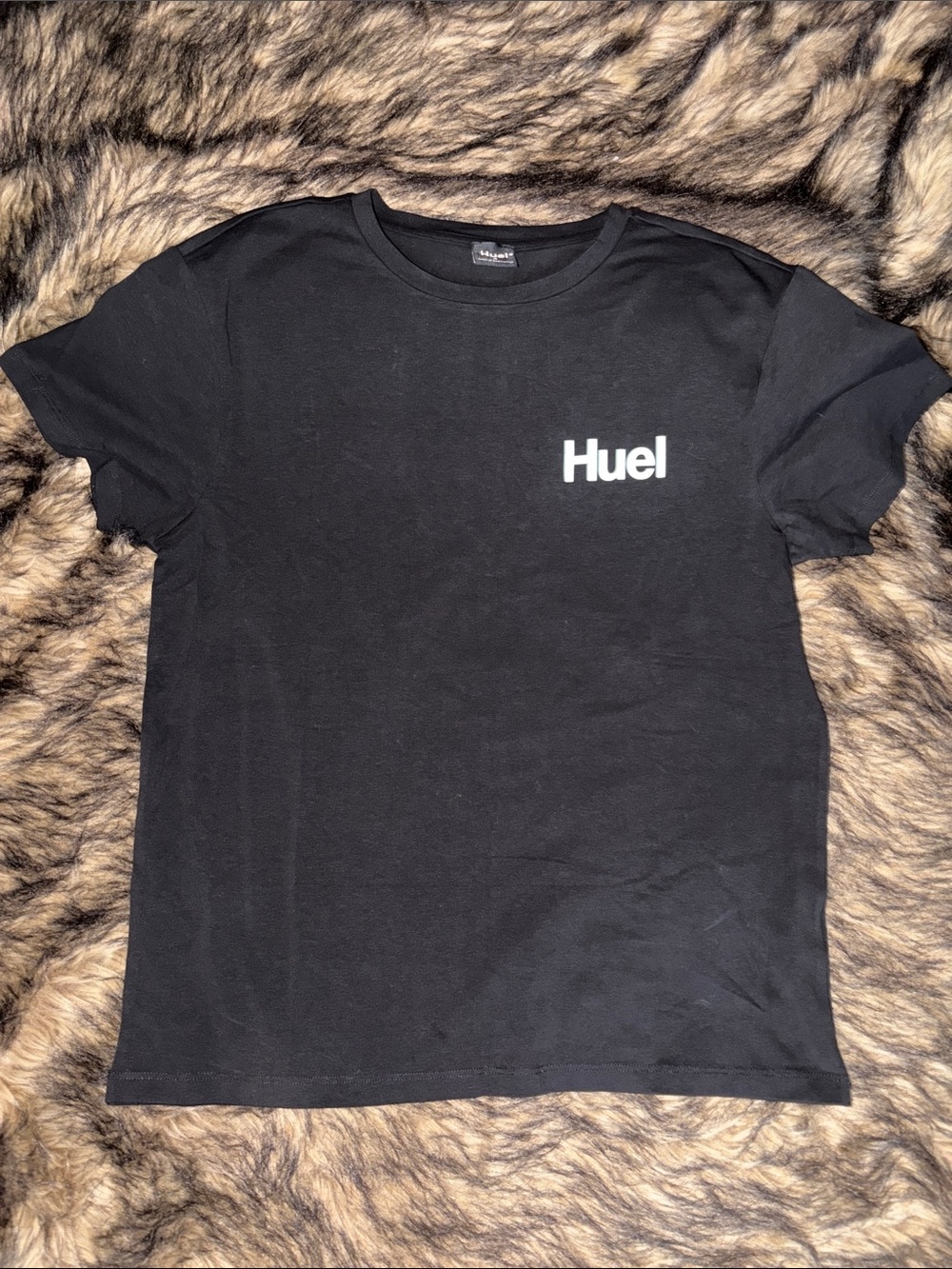 Huel Logo Graphic T-Shirt Black Short Sleeve Cotton Blend Mens Size Small